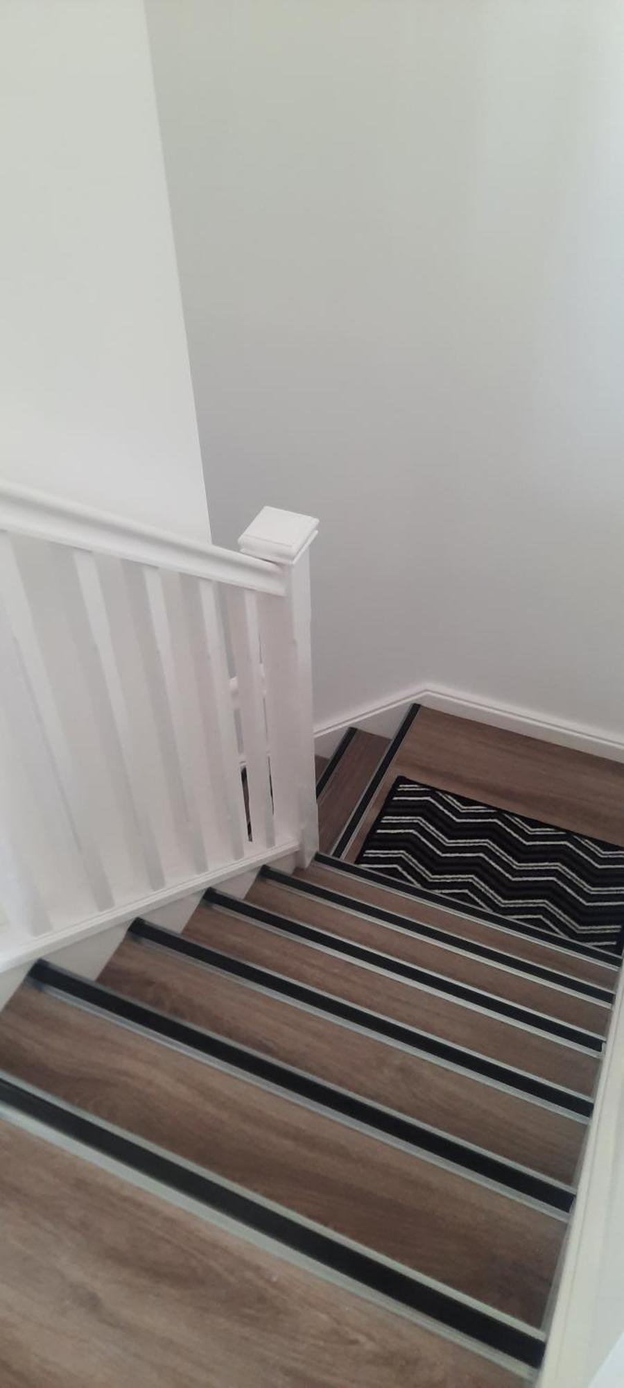Lanarkshire Apartment- Views- Sleeps 4- Balcony Larkhall  Ngoại thất bức ảnh
